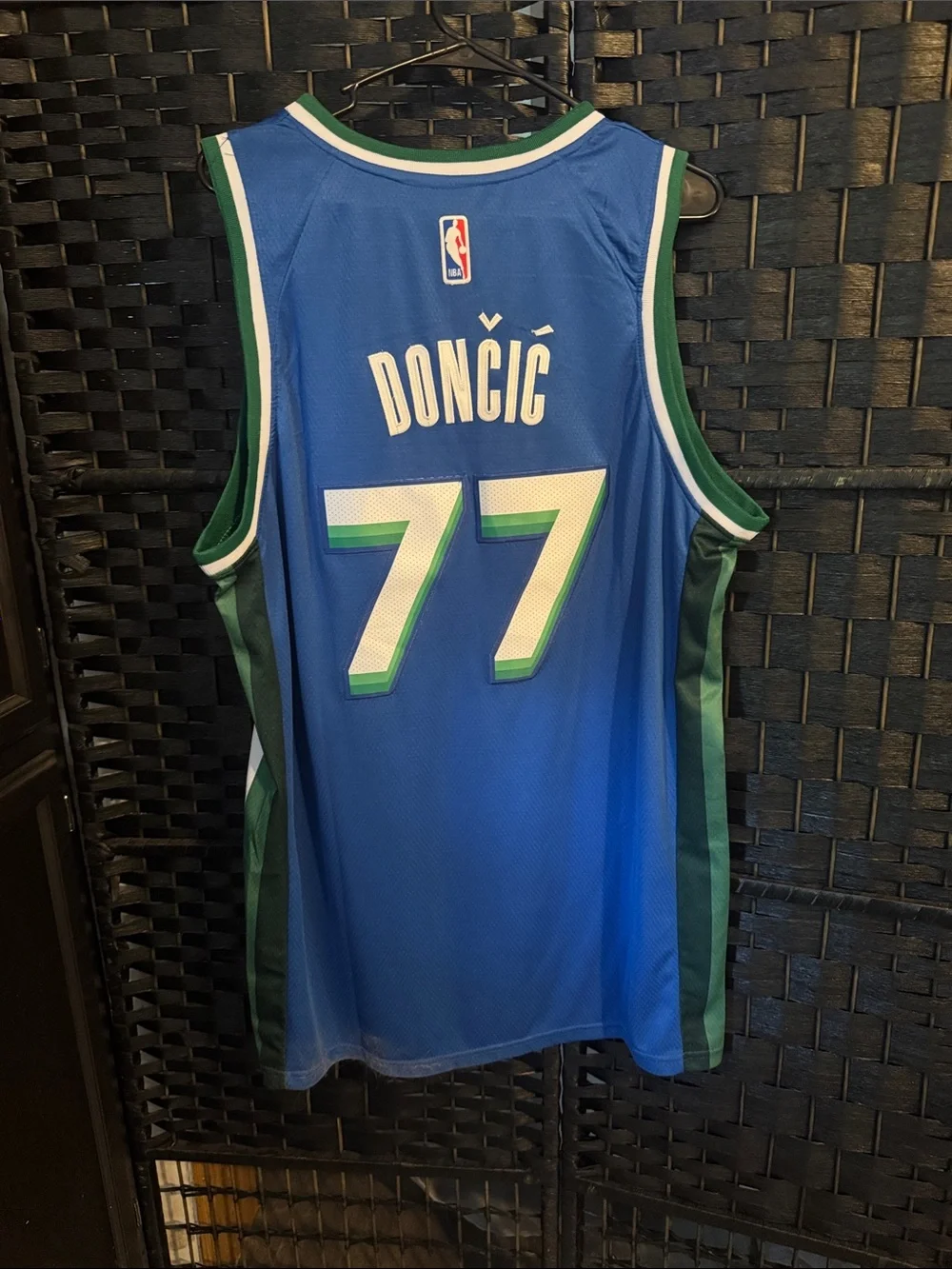 Nike Blue Dallas 77 Luka Dončić Jersey with Green & White Trim